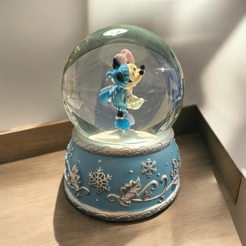 Disney Showcase Precious Moments 131704 